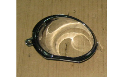 Накладка противотуманной фары правая (хром) Geely MK2