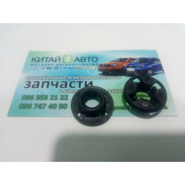 Клипса обшивки капота Geely MK, Geely MK-2, MK Cross