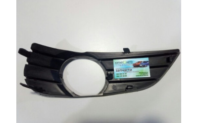 Решетка противотуманной фары правая Geely MK2 (1.5, 2010г.), Geely MK Cross