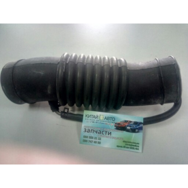 Патрубок воздушного фильтра (впускной) Geely MK1, Geely MK2, Geely MK Cross