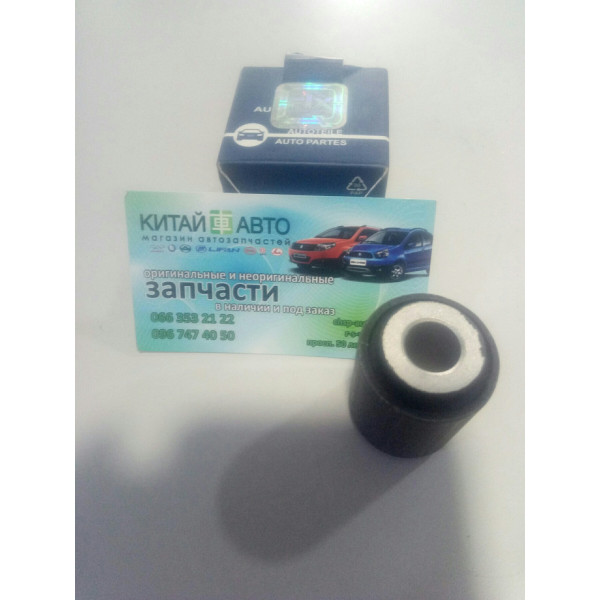 Сайлентоблок задней продольной тяги (Q-fix Нидерланды) SSANGYONG  RODIUS I, JEEP  GRAND CHEROKEE IV (WK, WK2),   DODGE  DURANGO (WD),  GRAND CARAVAN,   MERCEDES-BENZ  GL-CLASS (X164),  GL-CLASS (X166),  GLE (W166),  GLE Coupe (C292),  GLS (X166),  M-CLASS